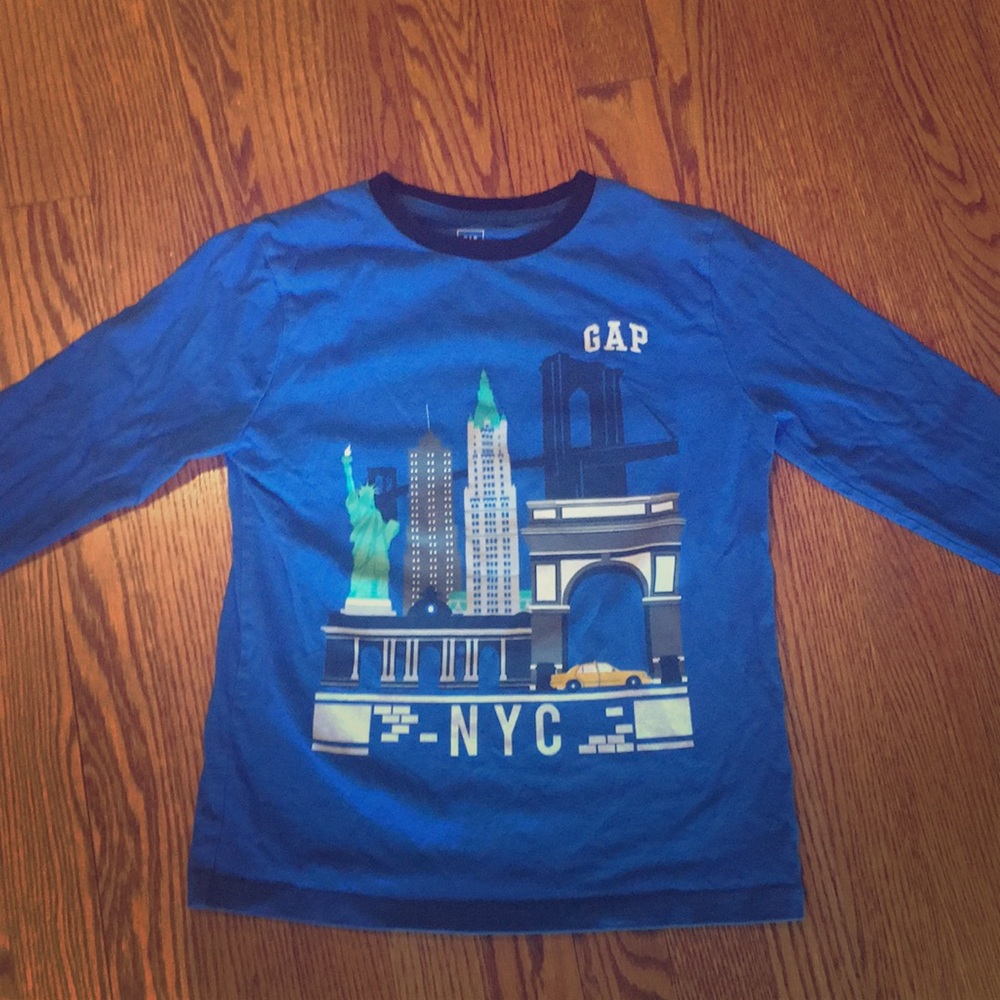 GAP NYC long sleeve shirt